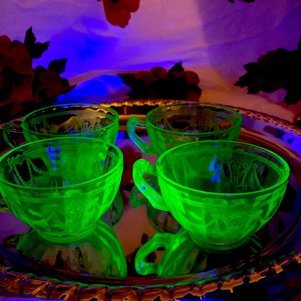 8 depression glass